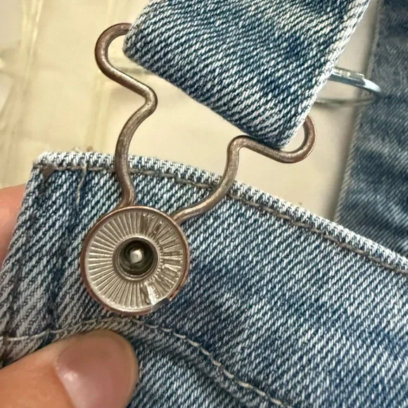 Wallflower Women’s Denim Shortalls size large - Picture 11 of 11
